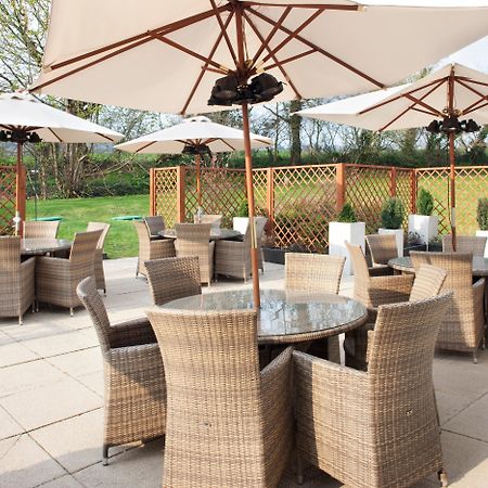 Redhill  Holiday Inn Bristol Airport By Ihg מראה חיצוני תמונה