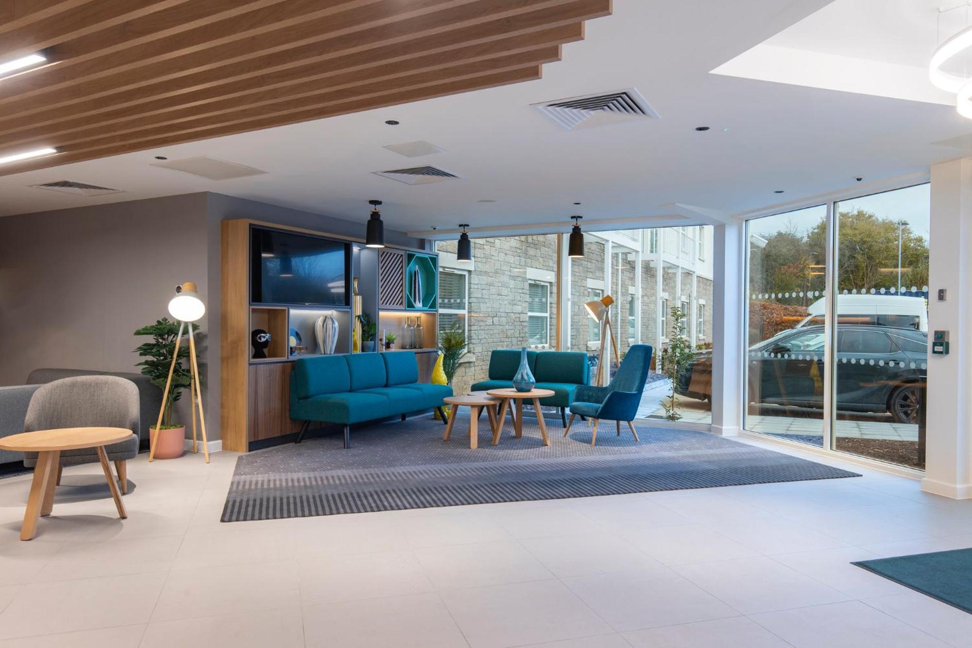 Redhill  Holiday Inn Bristol Airport By Ihg מראה חיצוני תמונה